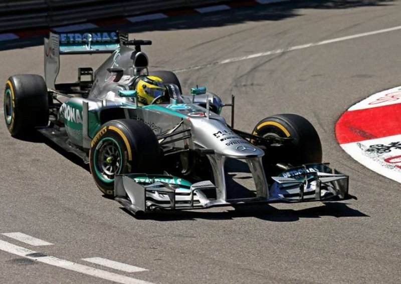 Pirelli i Mercedes u tajnosti testirali gume, rivali traže kaznu!