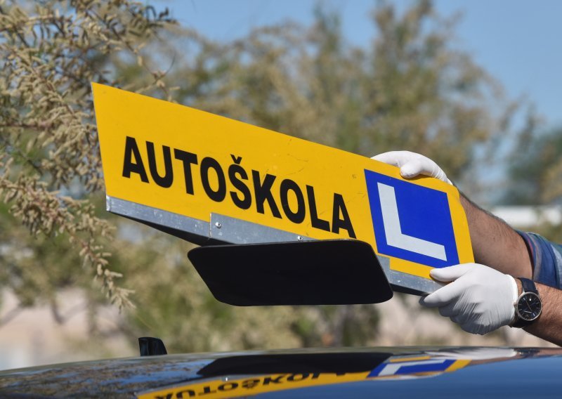 Instruktori vožnje upozoravaju: Ove pogreške rade čak i vrlo iskusni vozači