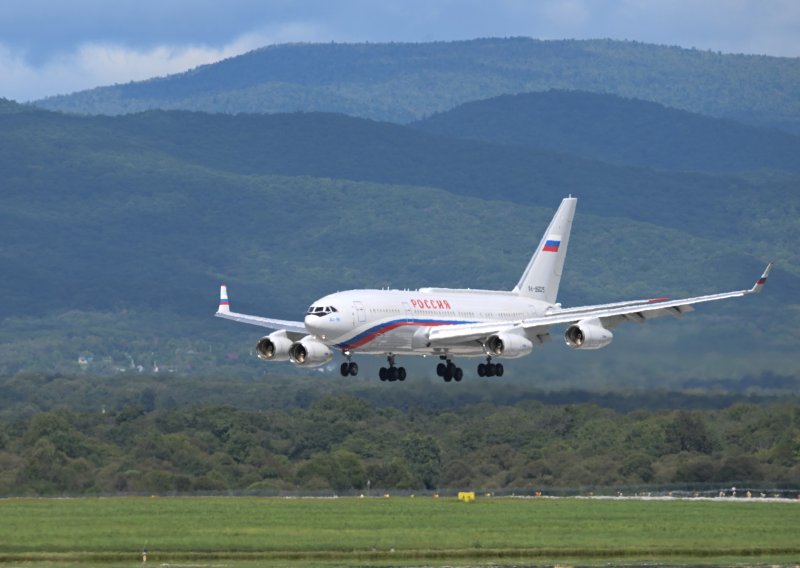 Ruski avion sletio u Njemačku: Let je obavijen velom tajne