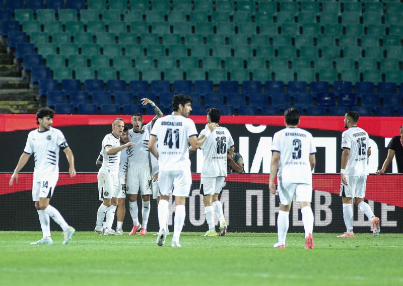 Čekali su Europu 35 godina, pa večeras napravili senzaciju: Srušili bundesligaša i zapalili otok