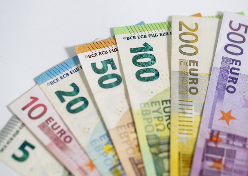 Plaće u Crnoj Gori uskoro će znatno narasti, evo koliki će biti minimalac