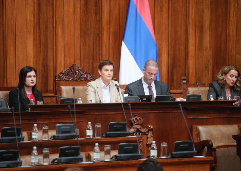 Srbija raspisala izbore za nacionalna vijeća: Za Hrvatsku se natječu dvije inicijative