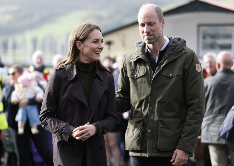 Princ William požurivao Kate pred svima, a razlog je zapravo vrlo simpatičan