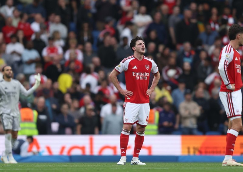 Brighton razbio Arsenal, a onda je krenula brutalna pjesma. Piers Morgan nije mogao vjerovati što čuje: 'Ovo je poniženje'