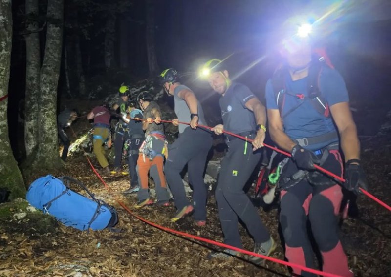 Sedmogodišnjak se udaljio od obitelji, otac krenuo za njim i poginuo