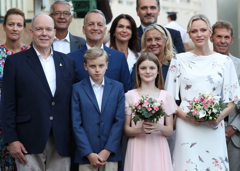 Princeza Charlene pokazala nježniju modnu stranu: Ova haljina izgleda poput vrta