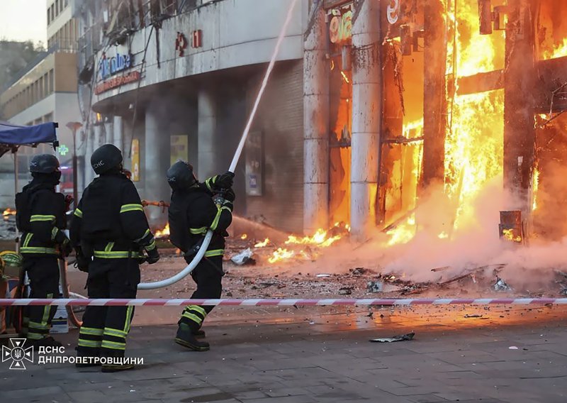 Rusija zasula Ukrajinu tisućama dronova i bombi: U napadu na samostan poginuo pripadnik klera