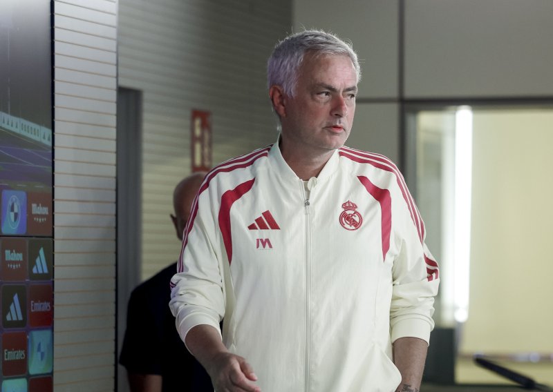 Mourinho izgubio strpljenje s Viniciusom: Šalje Brazilca na klupu