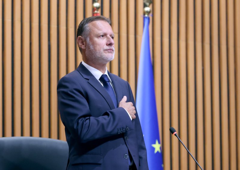 Jandroković: 'Nijedan oblik nasilja nikada i ni pod kojim okolnostima ne može biti rješenje'