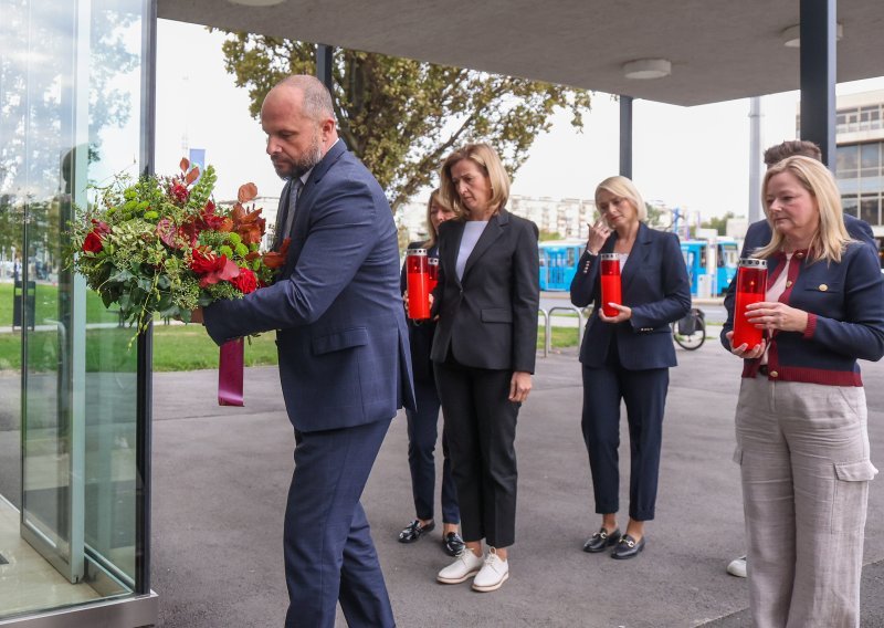 Hajdaš Dončić položio vijence kod suda u Zagrebu: Poslao je važnu poruku