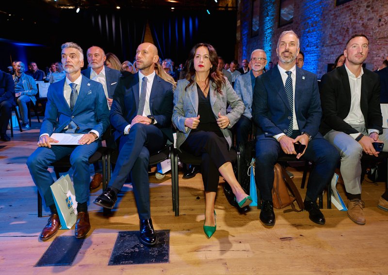 Peto izdanje Digitalne (R)evolucije: Tehnologija više nije dovoljna, konkurentsku prednost stvaraju znanje, ljudi i organizacije
