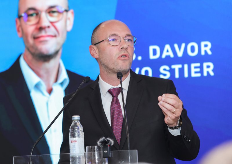 Stier na HRT-u rekao da je za uspon Vučića odgovorna moćna njemačka političarka