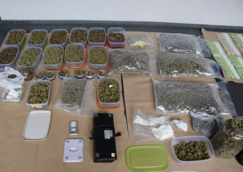 Policija upala u kuću u Sesvetama: Pronašli više od 13 kilograma droge