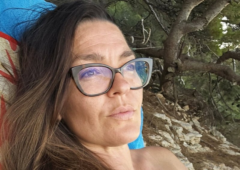 Kava, ručak i priča za unuke: Puljanka objavila najluđi oglas za vjenčanje u Hrvatskoj kako bi prevarila birokraciju