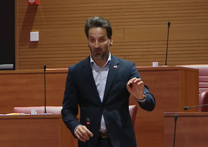 Miletić izjurio iz Sabora nakon žestokog sukoba: 'Bogu se moliš, a đavlu služiš!'