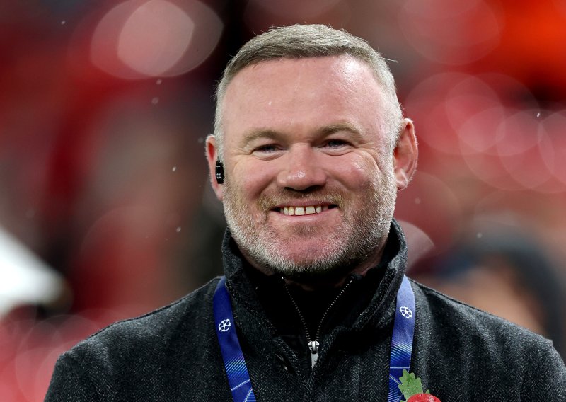 Rooney zaprepastio novinare novim izgledom. Skinuo je 40 kilograma, pogledajte ga