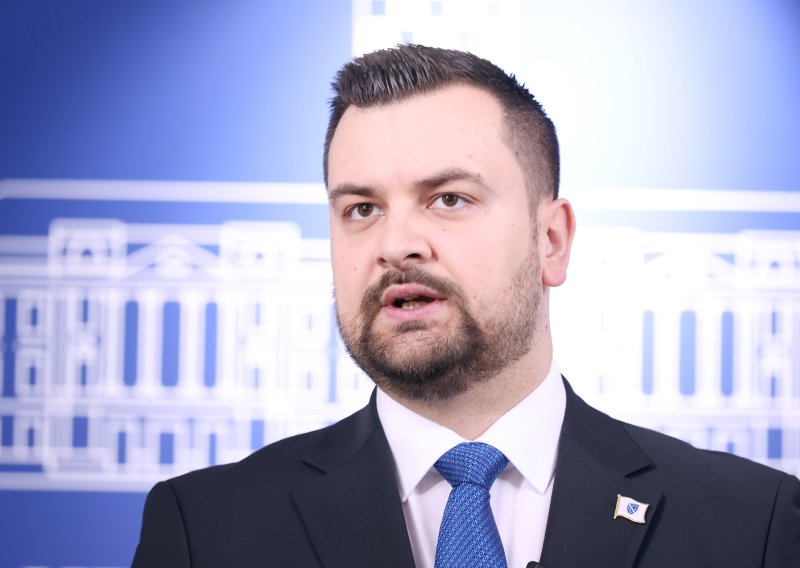Klub manjina odlučio: Armin Hodžić kandidat za potpredsjednika Sabora
