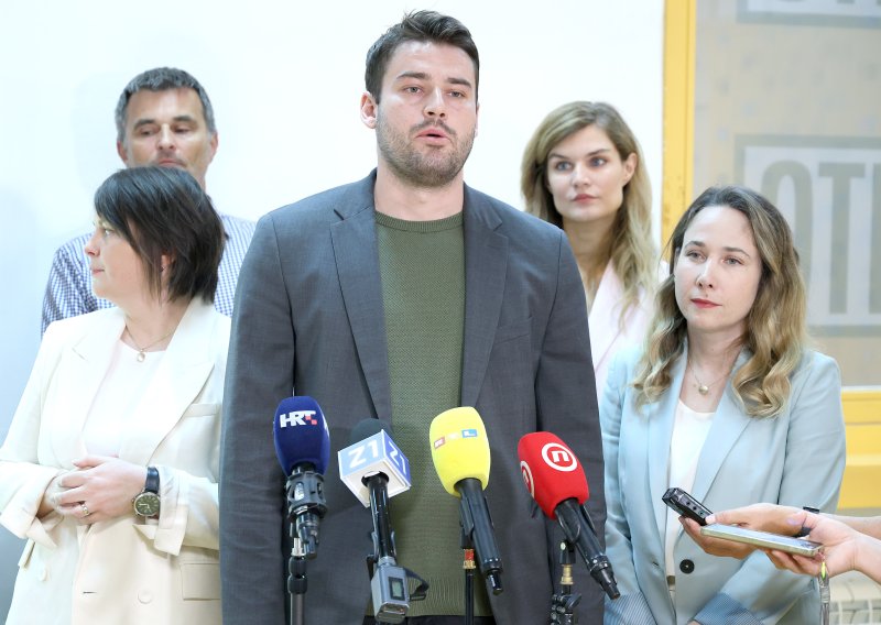 Drito prozvao Tomaševića uoči štrajka: 'Objavili ste plaće radnika, objavite i svoju'