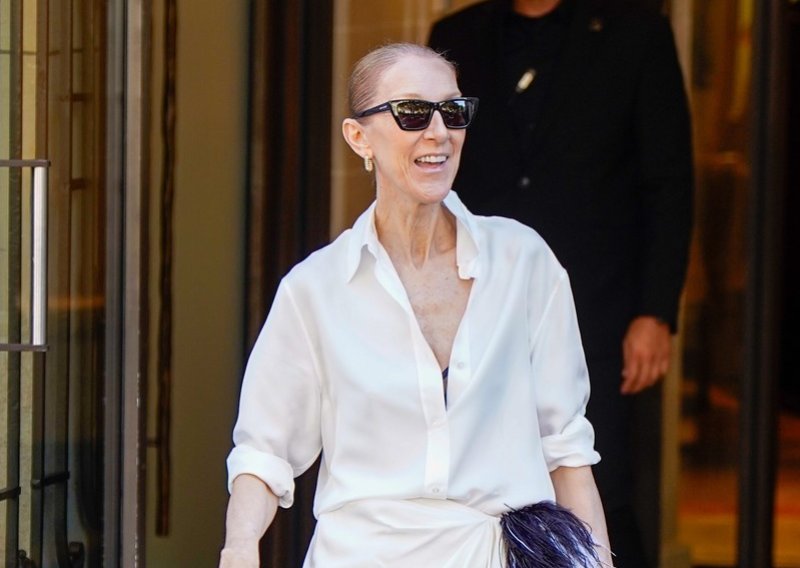 Dramatično i elegantno: Celine Dion zadivila u asimetričnoj kreaciji od svile i perja
