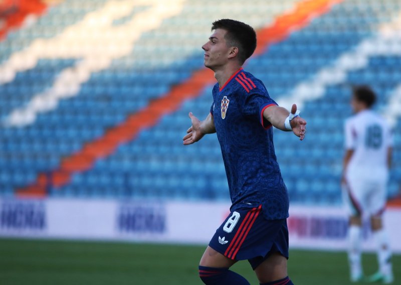 I treći Jagušićev gol pravo je remek-djelo. Pogledajte i uživajte