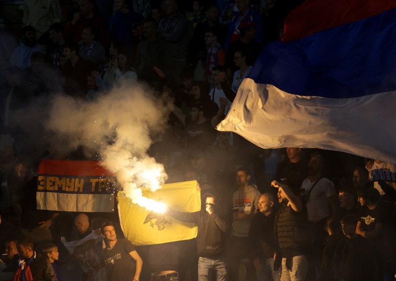 Snimka s utakmice Srbije i Nizozemske izazvala reakcije zbog skandiranja Mladiću