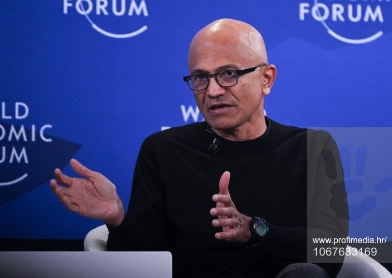 Microsoftov CEO o otkazima u Xboxu: Sviđa mu se što rade