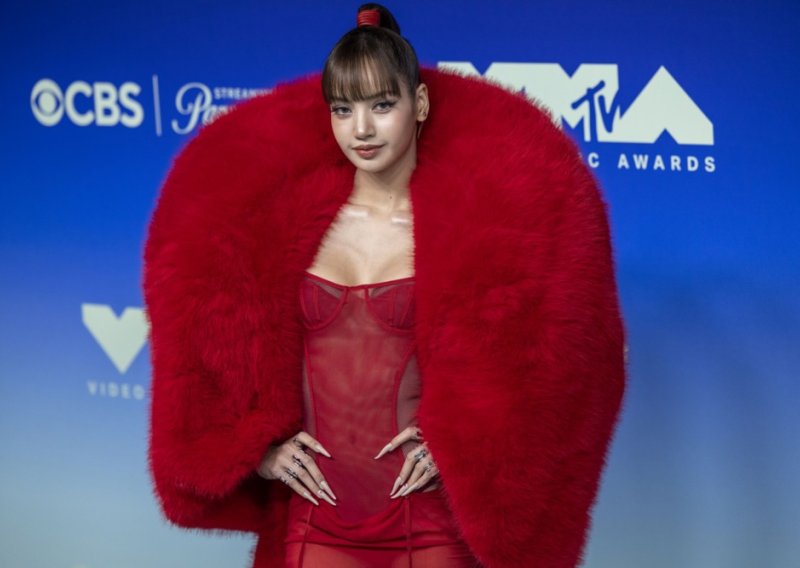 Ovdje modna pravila ne vrijede: Izdvajamo najneobičnija izdanja s dodjele MTV VMA nagrada
