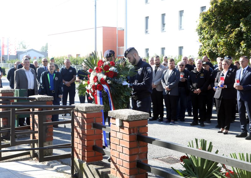 36 godina od napada u Petrinji: 'Hrvatska policija bila je među prvima na udaru'
