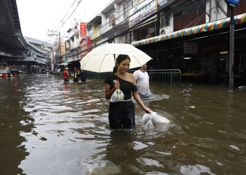 Bangkok proglasio svih 50 gradskih četvrti pogođenima katastrofom: Važno upozorenje turistima