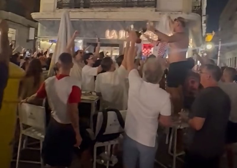 'Moja domovina' odzvanja Sevillom. Pogledajte atmosferu koju su napravili hrvatski navijači