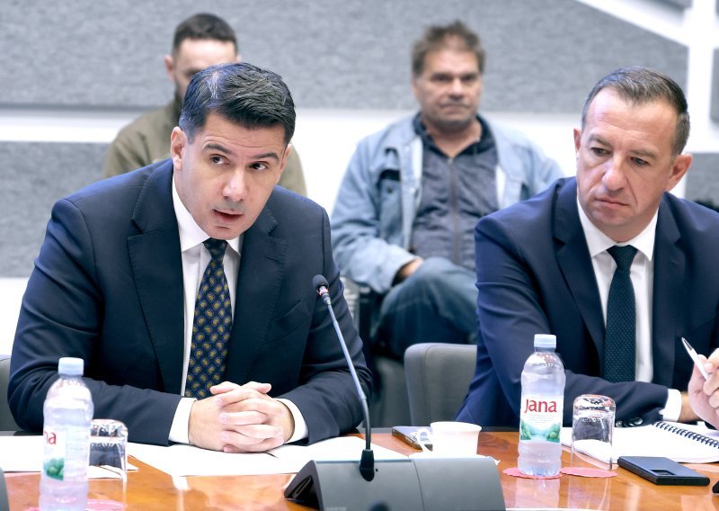 I Grmoja jasan oko Maksimira: 'Nije uopće bitno što misli Plenković, navijači su rekli svoje'
