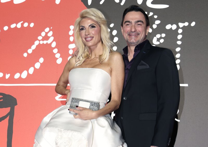 Jole otkrio recept za 20 godina sretnog braka: Nasmijao savjetom koji je dobio od starijih