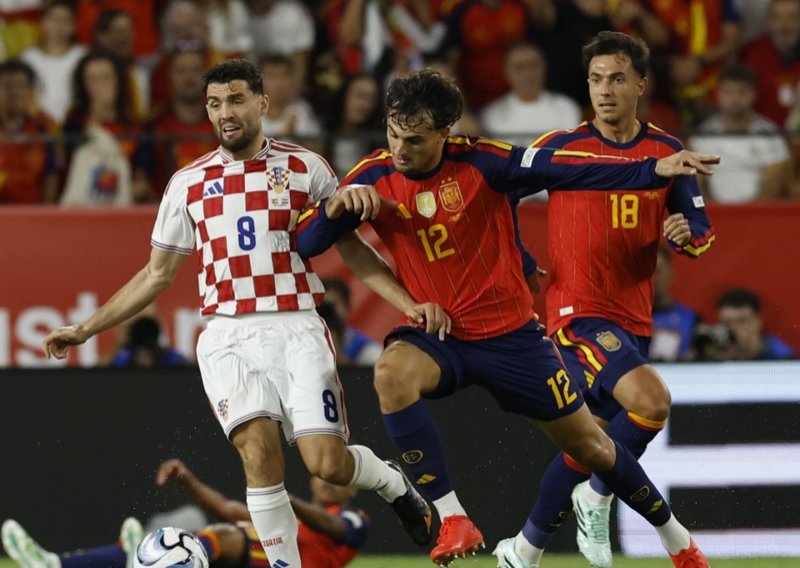 Hrvatska upisala uvjerljiv poraz, svjetski prvaci Španjolci u Sevilli slavili 4:1