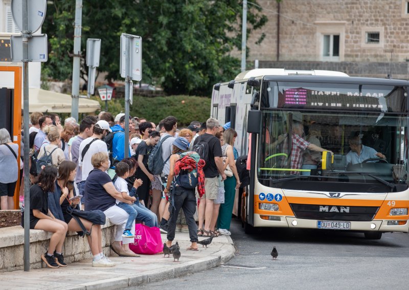 Poznate su plaće u ZET-u, a ovo su primanja vozača u Šibeniku, Zadru i Dubrovniku