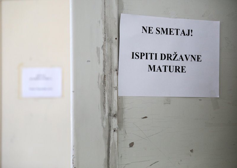 Velika promjena na državnoj maturi: Učenici će moći birati između dvije vrste eseja
