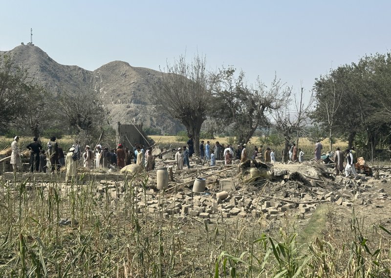 Pakistan napao ciljeve u Afganistanu: Talibani tvrde da među poginulima ima žena i djece