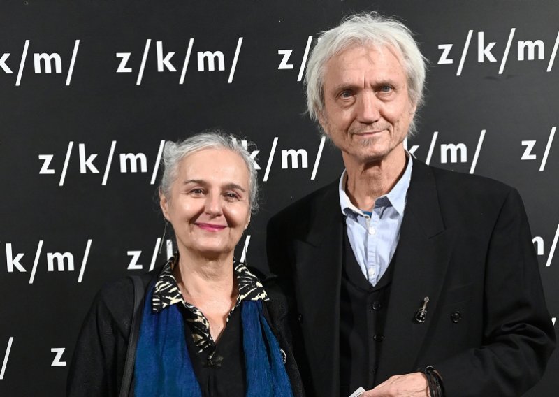Darko Rundek snimljen u rijetkom izlasku s partnericom Sandom: Zajedno su više od 50 godina