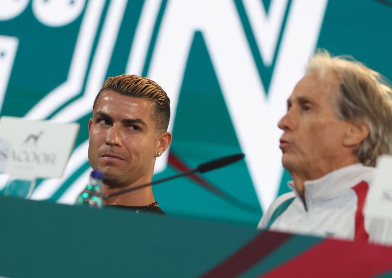 Ronaldo otišao, Portugal zabio četiri gola, a onda je Jesus dobio pitanje svih pitanja: Odgovorio je jednom riječju