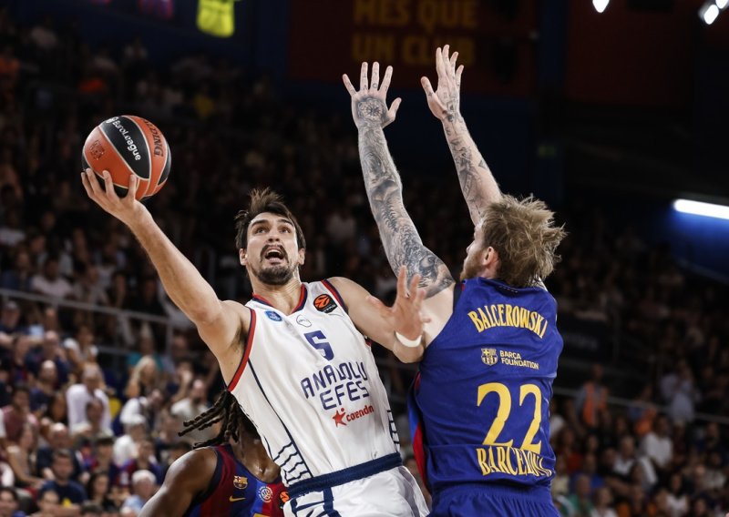 Dario Šarić nakon poraza u Beogradu pohvalio Delije: ‘Lijep je to potez navijača’
