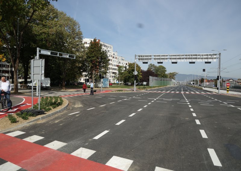 VIDEO Nova Sarajevska konačno otvorena: Pogledajte kako su 'protutnjali' prvi automobili