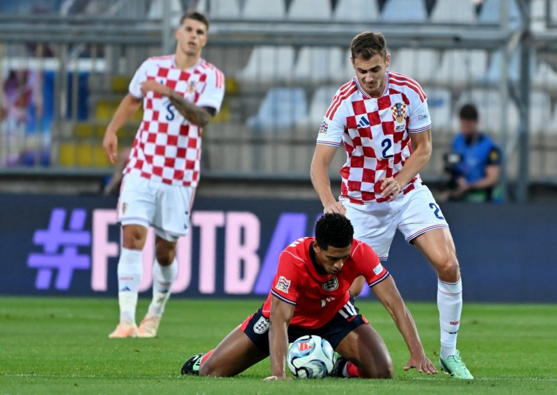 Utakmica je još trajala, a slavni Guardian nije mogao vjerovati što jedan Vatreni radi: 'Ovo je užasno'