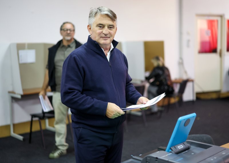 Komšić razočaran debaklom: Pobijedila je etnička ideja. Odlučit ću što ću dalje
