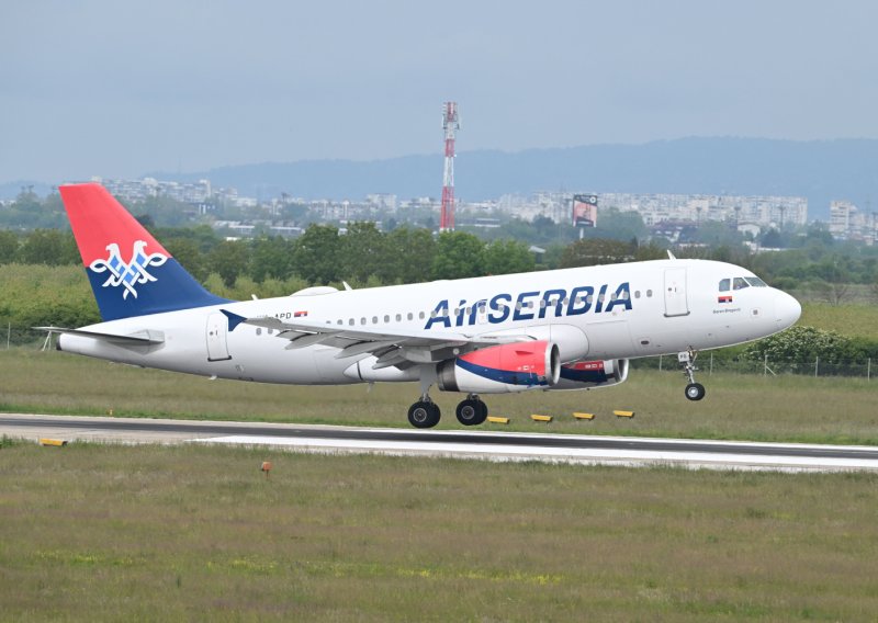 Avion za Beograd konačno poletio nakon drame u Splitu: 75-godišnjaku prijeti tri godine zatvora