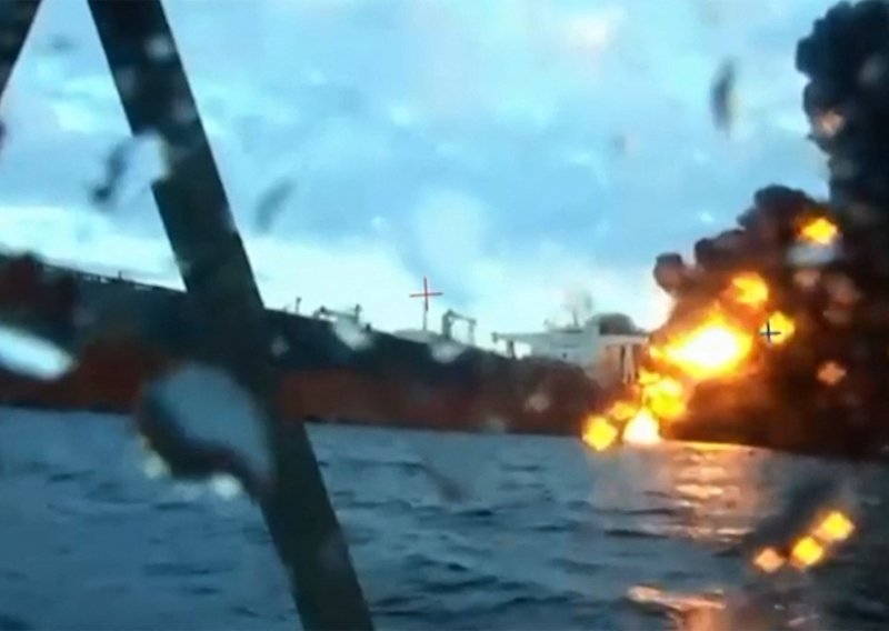Drama u Crnom moru: Dronovi pogodili dva trgovačka broda kod Bugarske, jedan potopljen