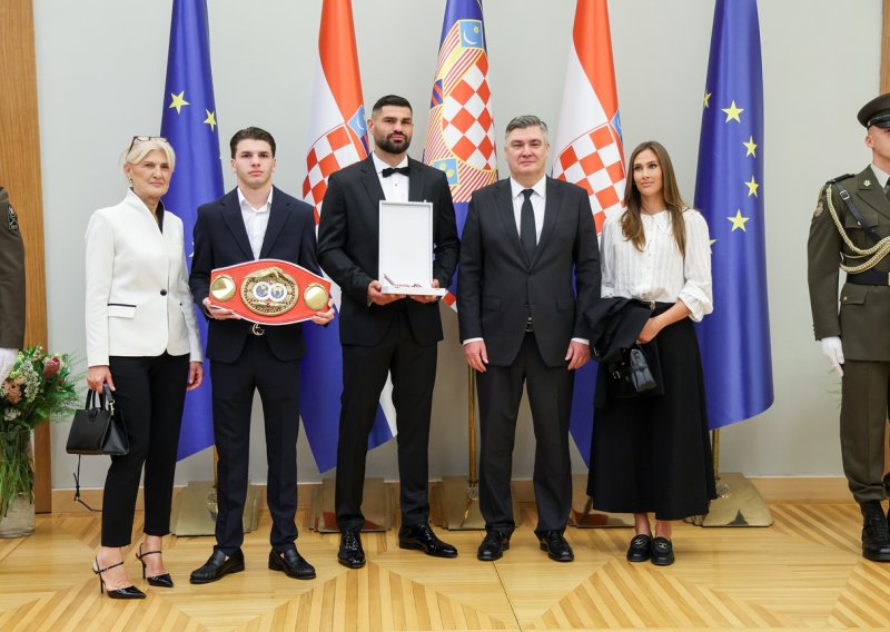 Hrgović primio odlikovanje: 'Baš me iznenadilo koliko predsjednik Milanović zna o boksu'