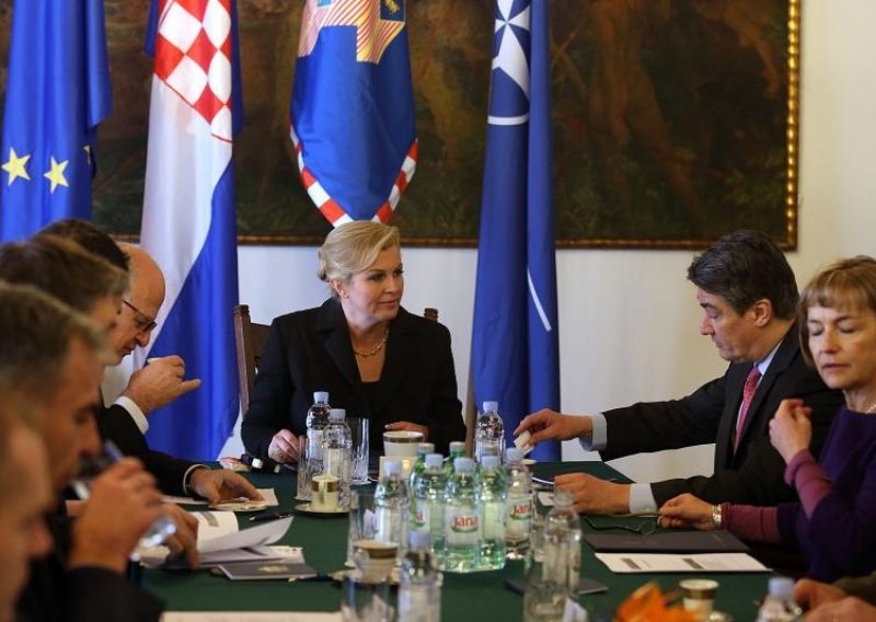 Predsjednica i Milanović dogovorili: Nema više rezova vojnog proračuna