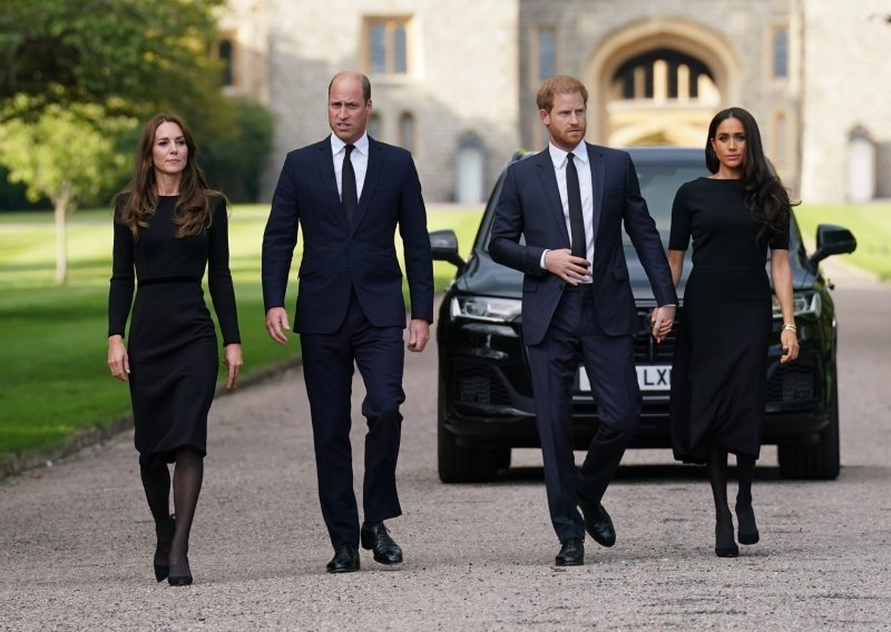 Ništa od pomirenja? Princ Harry i Meghan Markle navodno se ne planiraju ispričati Williamu i Kate