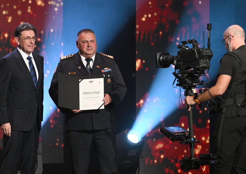 Trideseta Zlatna kuna otišla u ruke vatrogascima: Ovo je popis svih dobitnika