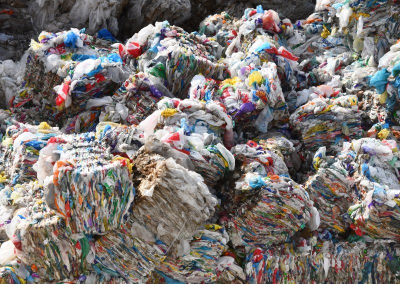 Platforma protiv zagađenja plastikom o Lici: U Hrvatskoj godišnje 400 tisuća tona plastičnog otpada