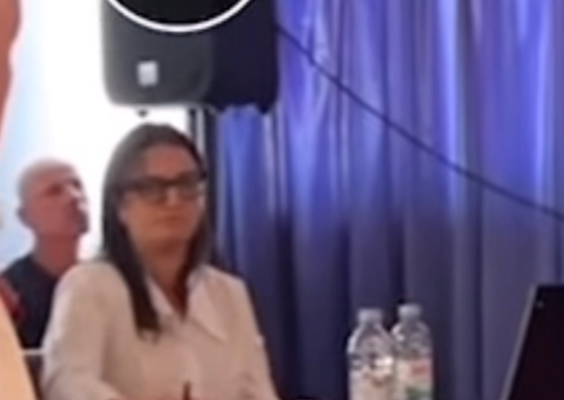 VIDEO Je li za ili protiv? Šef HDZ-a Baške Vode dobivao instrukcije o smjeni načelnika